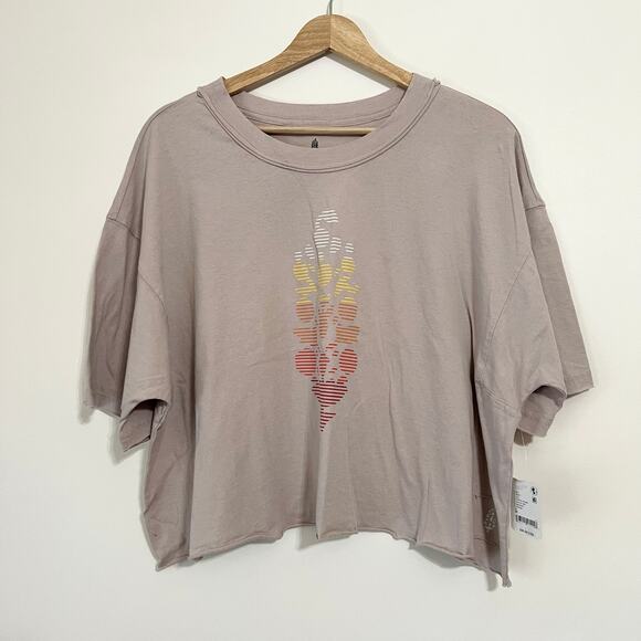 NWT Free People Movement Inspire Logo Tee in Oyster - Picture 2 of 5